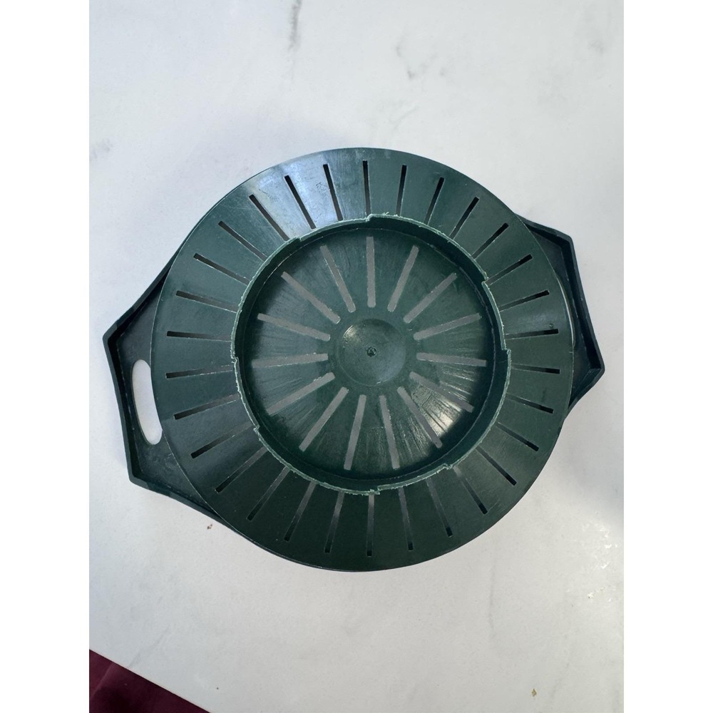 Vintage Colander Green Hard Plastic Durable Timeless Throw Back Great Condition - Picture 7 of 12